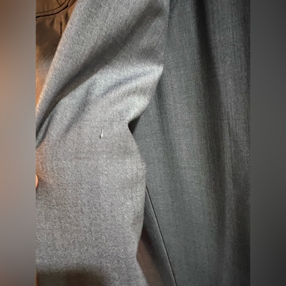 Express Extra Slim 3- Piece Suit - Picture 7 of 8